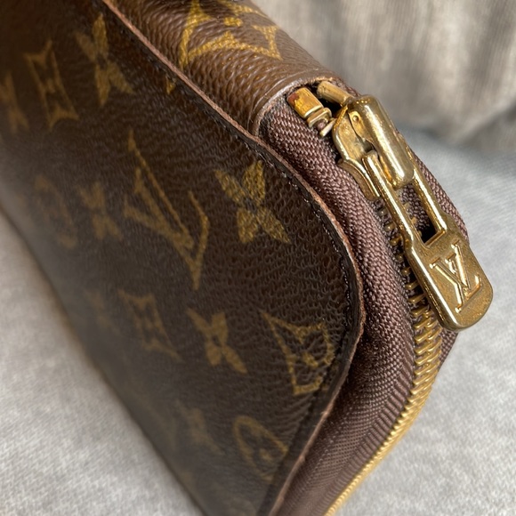 Rare & Discontinued! Louis Vuitton Poche Escapade Monogram Travel Organizer - Picture 14 of 16